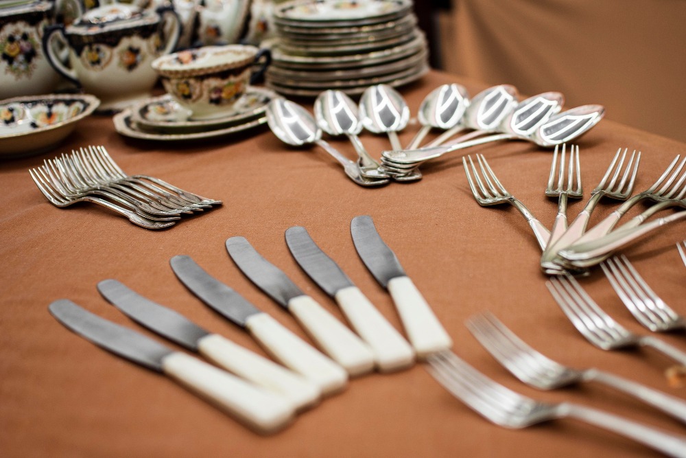 Cutlery set in Pakistan