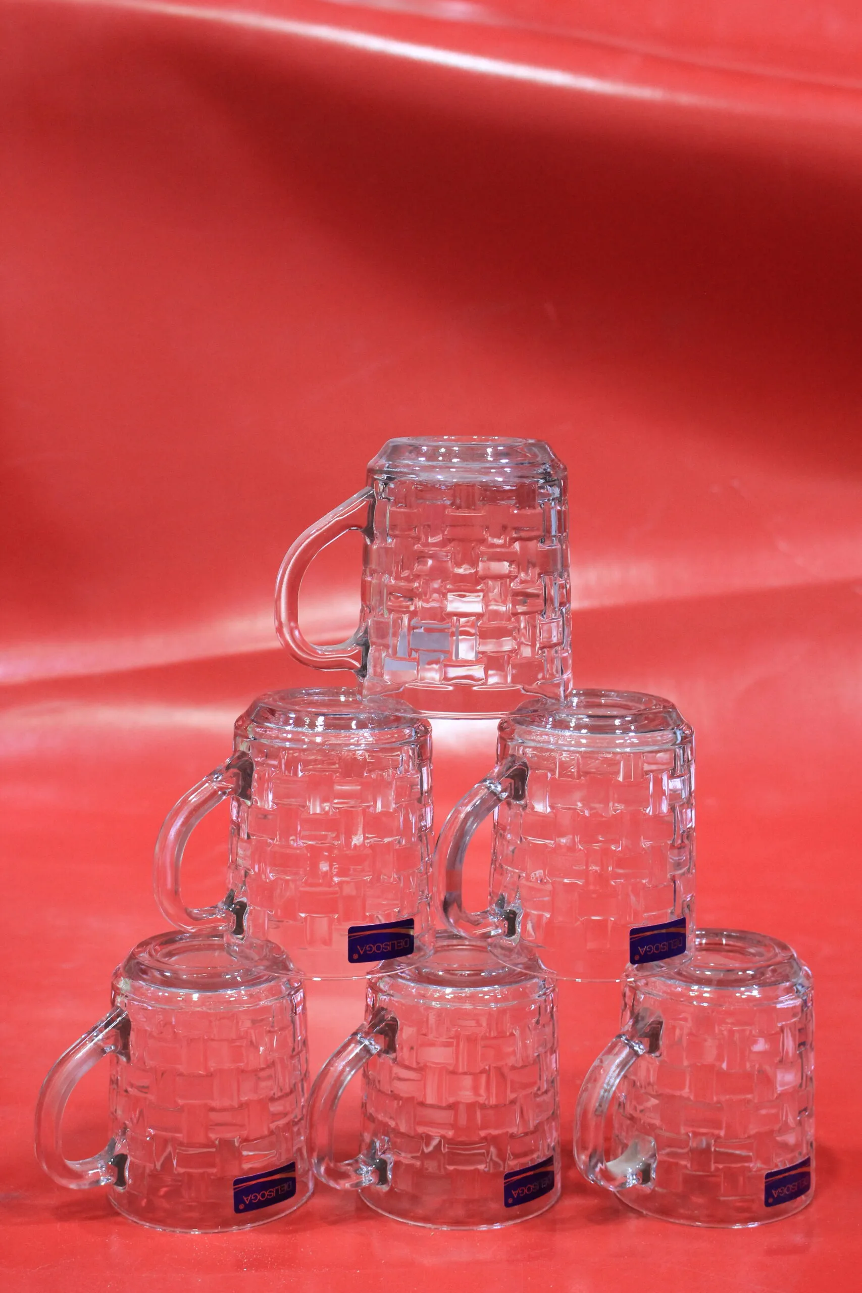 Welcome to our Pakistani Tea Set Collections, in which we have stylish and traditional tea sets. All over Pakistan, our collections will compete with well-known crockery brands. The construction is going to be up to the test of time